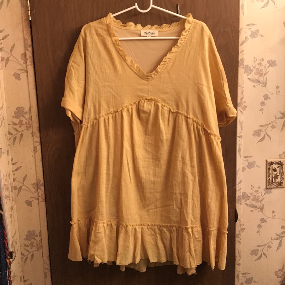 Women’s top Listicle size 1X
